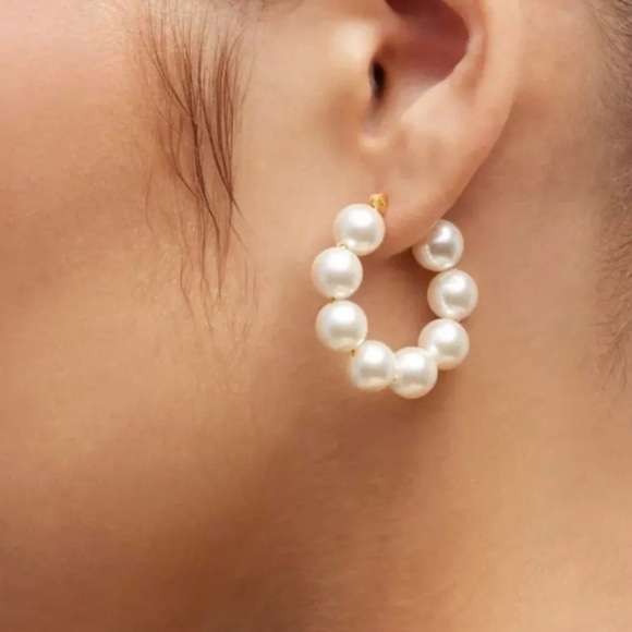 Tory Burch Gold and Pearl Hoop Earrings - Picture 4 of 7